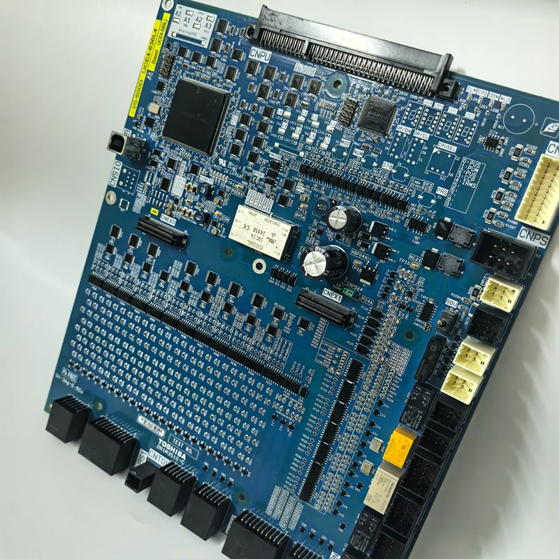 Ascenseur Toshiba CV620